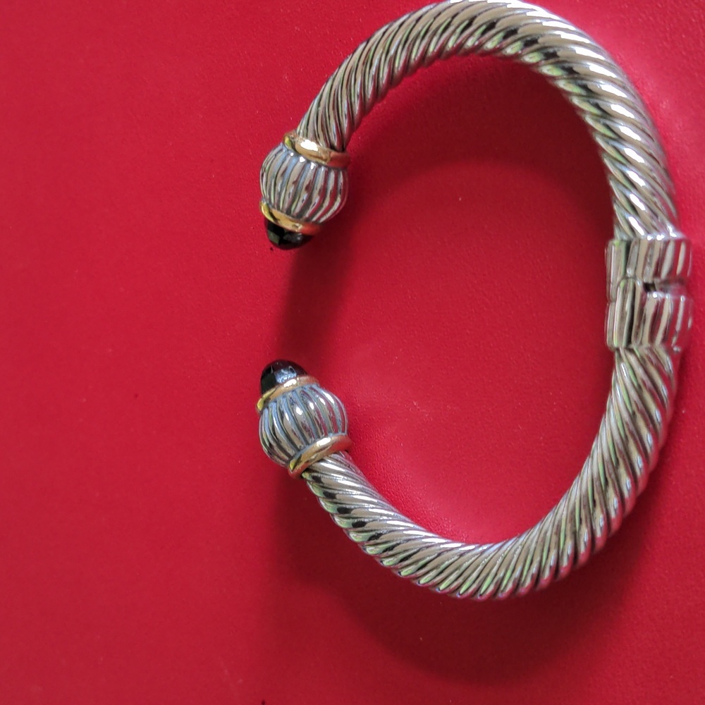 Classic Silver Look Bangle - Euc - image 4